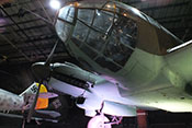 Cockpit-Kanzel und rechtes Jumo-211-Triebwerk der He 111 H-20
