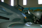 Blick über die Tragfläche mit Wölbung für das größere Fahrwerk der Bf 109 G-2
