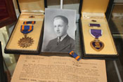 Air Medal und Purple Heart der US-Streitkräfte
