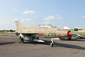 Schulflugzeug Mikojan-Gurewitsch MiG-21 UM "256" (NATO-Code: Mongol B) des NVA-Jagdgeschwaders 2 "Juri Gagarin" (Werknummer: 2695156)
