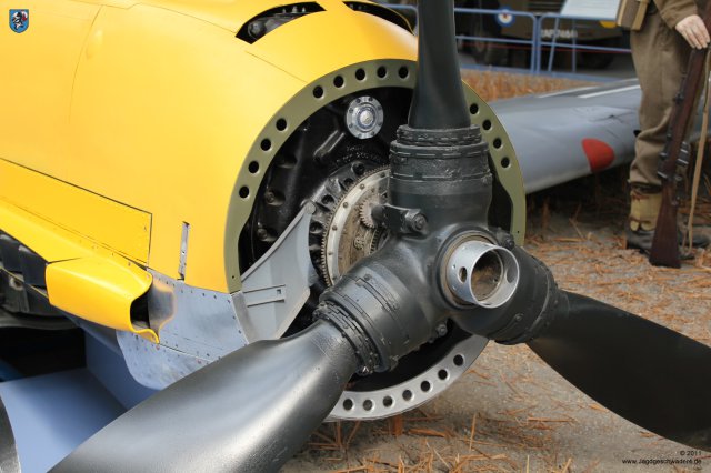 0003_Duxford_Messerschmitt_Bf_109_E-3_WNr_1190_Stirnseite_DB601