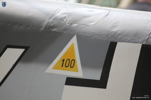 0020_Duxford_Messerschmitt_Bf_109_E-3_WNr_1190_Deckel_Kraftstoff