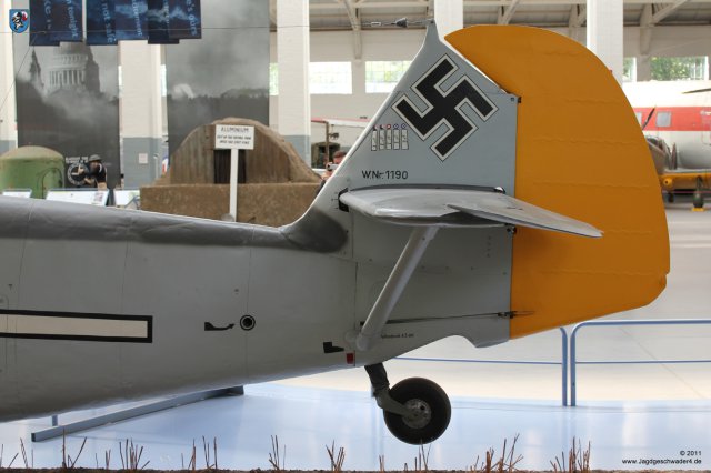 0021_Duxford_Messerschmitt_Bf_109_E-3_WNr_1190_Heck_Seitenleitwerk_Hoehenleitwerk