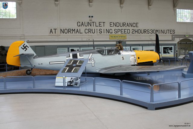 0033_Duxford_Messerschmitt_Bf_109_E-3_WNr_1190_Ansicht_rechts