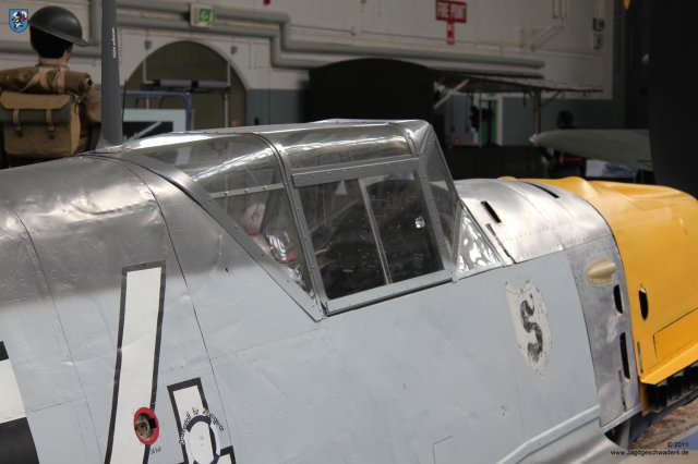 0039_Duxford_Messerschmitt_Bf_109_E-3_WNr_1190_Windschutzaufbau_Antennenmast