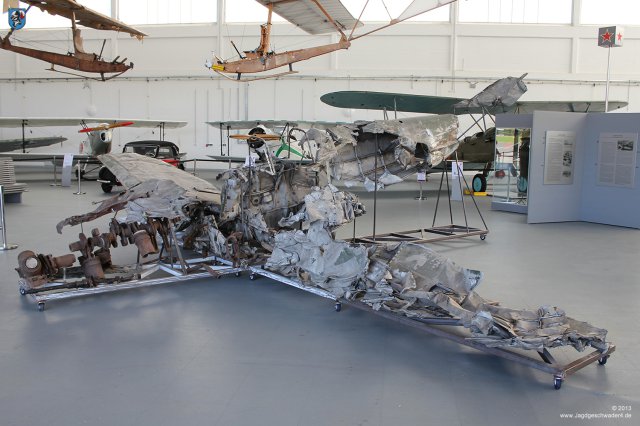 0001_Zirchow_Messerschmitt_Bf_109_E-3a_L-61_Wrack_Uebersicht