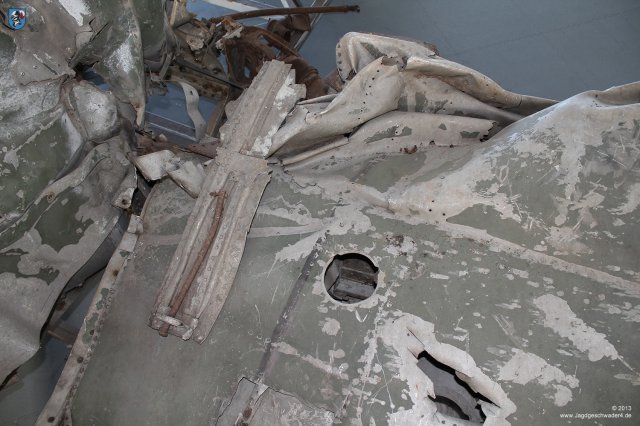 0026_Zirchow_Messerschmitt_Bf_109_E-3a_L-61_Handloch_Tragflaeche