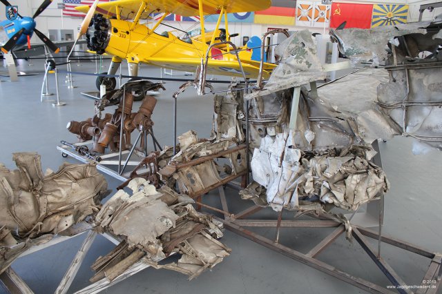 0031_Zirchow_Messerschmitt_Bf_109_E-3a_L-61_Wrack_Rumpf_Cockpit