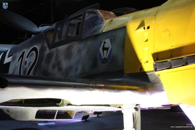0010_London-Hendon_Messerschmitt_Bf_109_E-4_WNr_4101_Fluegelvorderkante_hinteres_Haubenteil