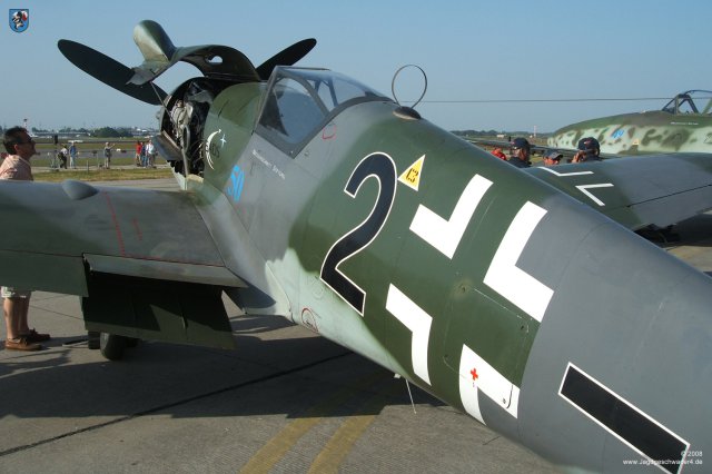 0009_ILA_Berlin_Messerschmitt_Bf_109_G-10_D-FDME_Mannlochdeckel_Rumpf