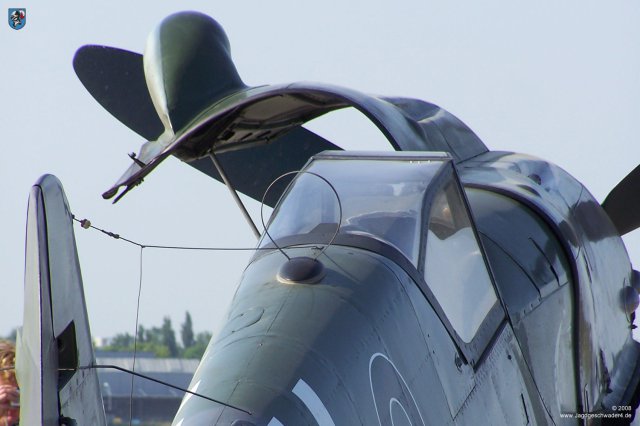 0012_ILA_Berlin_Messerschmitt_Bf_109_G-10_D-FDME_Erlahaube_Gallandhaube_Peilrahmen_Antenne