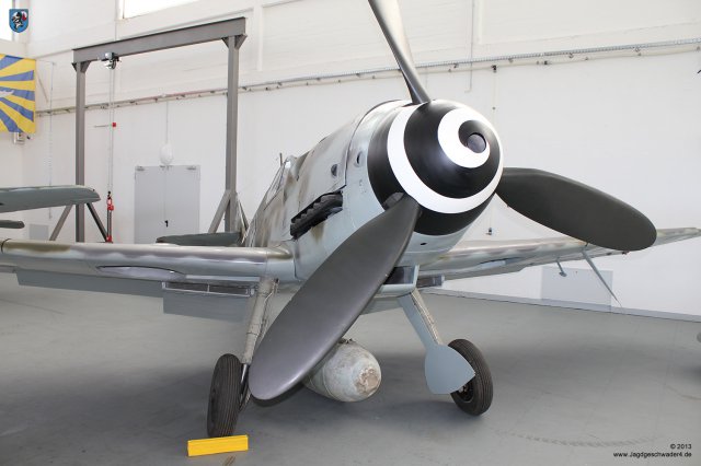 0007_Zirchow_Usedom_Messerschmitt_Bf_109_G-14_WNr_462707_Front_Ansicht