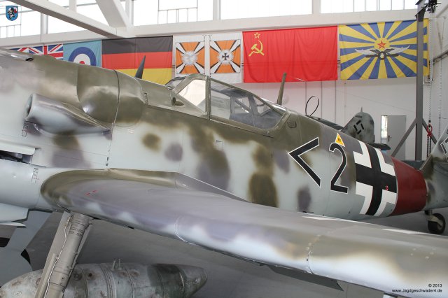 0010_Zirchow_Usedom_Messerschmitt_Bf_109_G-14_WNr_462707_Rumpf_Tragflaeche