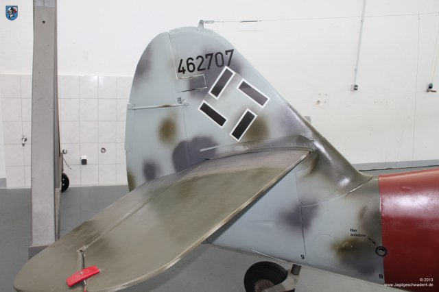 0032_Zirchow_Usedom_Messerschmitt_Bf_109_G-14_WNr_462707_Leitwerk_Seitenflosse