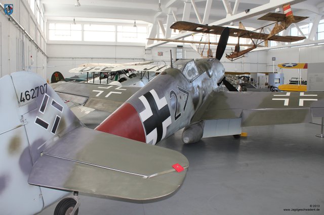 0033_Zirchow_Usedom_Messerschmitt_Bf_109_G-14_WNr_462707_Leitwerk_Rumpf_Ansicht