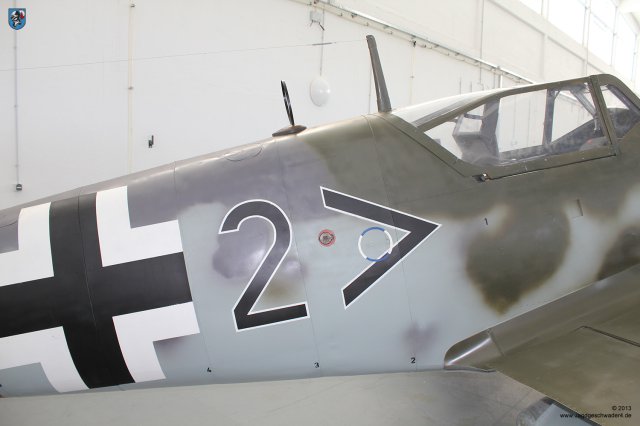0036_Zirchow_Usedom_Messerschmitt_Bf_109_G-14_WNr_462707_Winkel_2_zwei_Aussenbordanschluesse