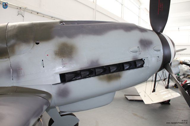 0056_Zirchow_Usedom_Messerschmitt_Bf_109_G-14_WNr_462707_Abgasstutzen_Haubentraeger