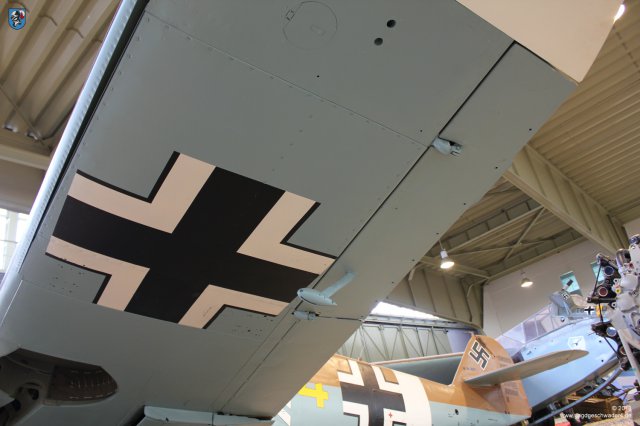 0008_Berlin-Gatow_Messerschmitt_Bf_109_G-2_WNr_10575_Querruder_Gewichtsausgleich