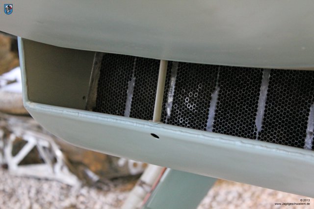 0020_Berlin-Gatow_Messerschmitt_Bf_109_G-2_WNr_10575_Schmierstoffkuehler_Detail