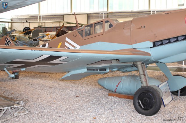 0026_Berlin-Gatow_Messerschmitt_Bf_109_G-2_WNr_10575_Tragflaeche_Wasserkuehler
