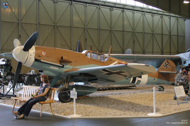 0056_Berlin-Gatow_Messerschmitt_Bf_109_G-2_WNr_10575_Ansicht_vorne_links
