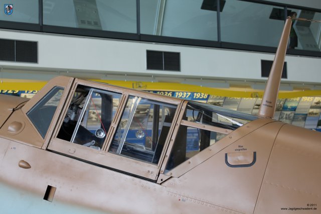 0063_London-Hendon_Messerschmitt_Bf_109_G-2_WNr_10639_Windschutzaufbau_Antenne