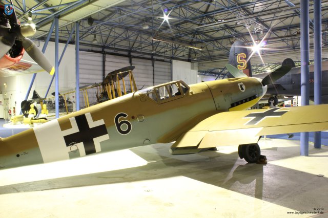 0076_London-Hendon_Messerschmitt_Bf_109_G-2_WNr_10639_RAF-Museum_Bomber_Hall