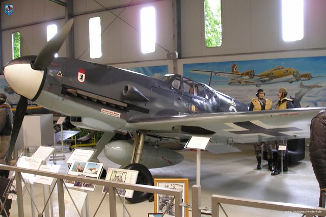 0004_Hannover-Laatzen_Messerschmitt_Bf_109_G-2_WNr_14753_Ansicht_vorne_links