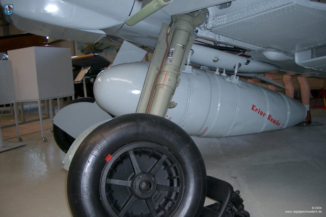 0012_Hannover-Laatzen_Messerschmitt_Bf_109_G-2_WNr_14753_Zusatztank_Federbein_Fahrwerk