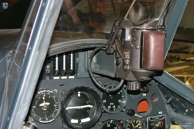 0026_Hannover-Laatzen_Messerschmitt_Bf_109_G-2_WNr_14753_Wendehorizont_Munitionszaehler_Revi