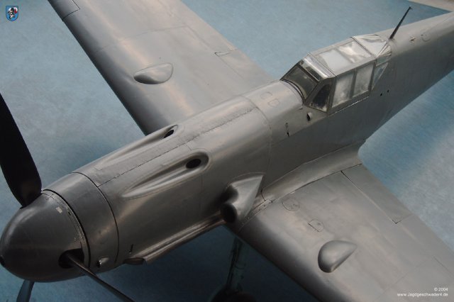 0002_Belgrad_Messerschmitt_Bf_109_Ga-2_WNr_14792_obere_Triebwerkverkleidung