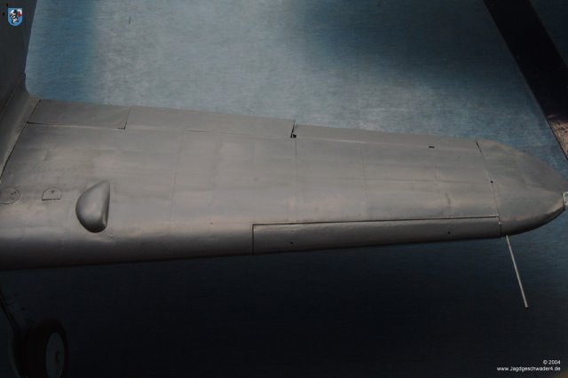 0004_Belgrad_Messerschmitt_Bf_109_Ga-2_WNr_14792_Tragflaeche_Beule