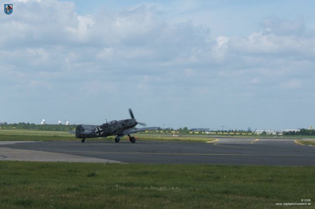 0016_ILA_Berlin_Messerschmitt_Bf_109_G-6_FMBB_beim_Rollbahn_Startbahn_Rollen_rollt