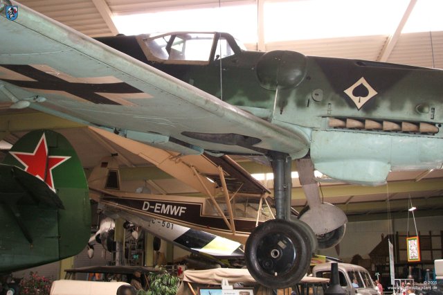 0001_Sinsheim_Messerschmitt_Bf_109_G-6_gelbe_4_Tragflaeche_Haubenteil_Gallandpanzer