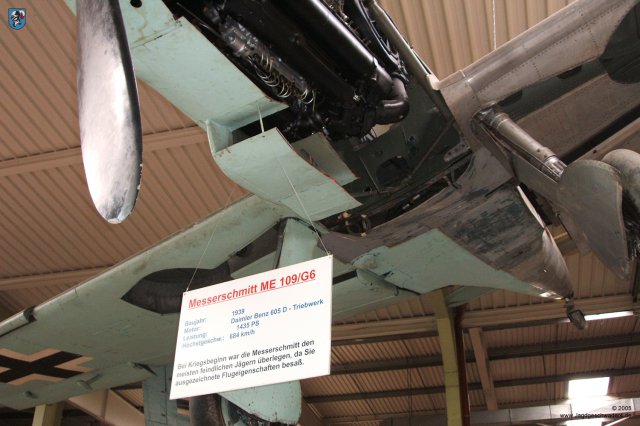 0008_Sinsheim_Messerschmitt_Bf_109_G-6_gelbe_4_Haubenteil_Oelkuehler_Schnitt