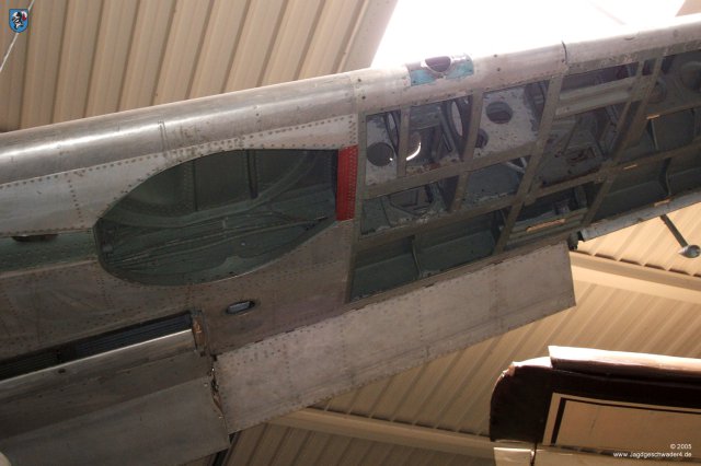 0010_Sinsheim_Messerschmitt_Bf_109_G-6_gelbe_4_Holm_Tragflaecheninnere_Fahrwerkmulde