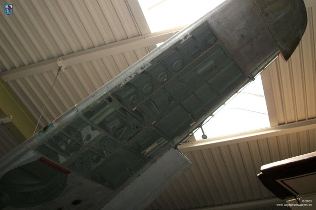 0011_Sinsheim_Messerschmitt_Bf_109_G-6_gelbe_4_Holm_Rippen_Tragflaeche