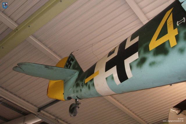0027_Sinsheim_Messerschmitt_Bf_109_G-6_gelbe_4_Heck_Leitwerk_Spornrad