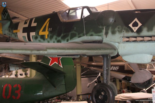 0028_Sinsheim_Messerschmitt_Bf_109_G-6_gelbe_4_Pikas_Pikass_Beule_JG53