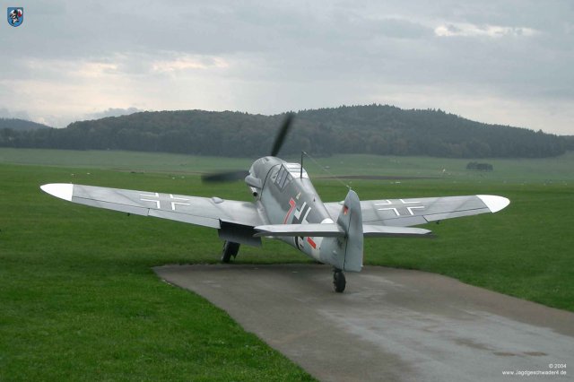 0007_Albstadt-Degerfeld_Messerschmitt_Bf_109_G-4_Gustav_Rote_7_sieben