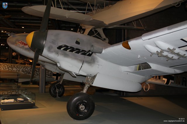 0045_Berlin-Kreuzberg_Messerschmitt_Bf_110_F-2_WNr_5052_Ansicht_von_links