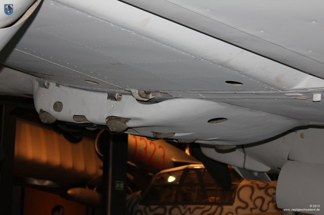 0054_Berlin-Kreuzberg_Messerschmitt_Bf_110_F-2_WNr_5052_ETC_500_Ruestsatz_M2