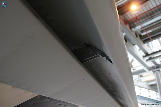 0069_Berlin-Kreuzberg_Messerschmitt_Bf_110_F-2_WNr_5052_Vorfluegel_Detail_Getriebe