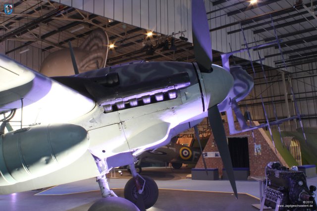 0007_London-Heandon_Messerschmitt_Bf_110_G-4_R6_WNr_730301_Triebwerk_Verkleidung