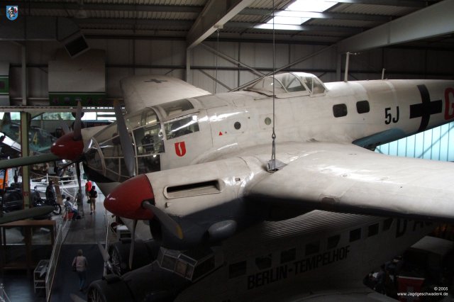 007_Heinkel_He111_H-16_spanischer_Lizenzbau_CASA_2-111B