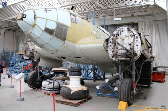 008_Heinkel_He111_H-6_spanischer_Lizenzbau_CASA_2-111