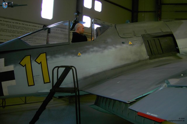 0018_Hannover_Laatzen_Focke-Wulf_Fw_190_A-8_Ansicht_rechts