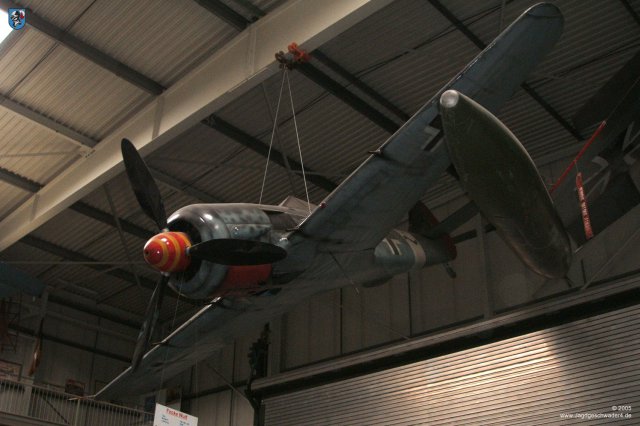 0016_Sinsheim_Focke-Wulf_Fw_190_A-8_Nachbau_Ansicht_vorne_links