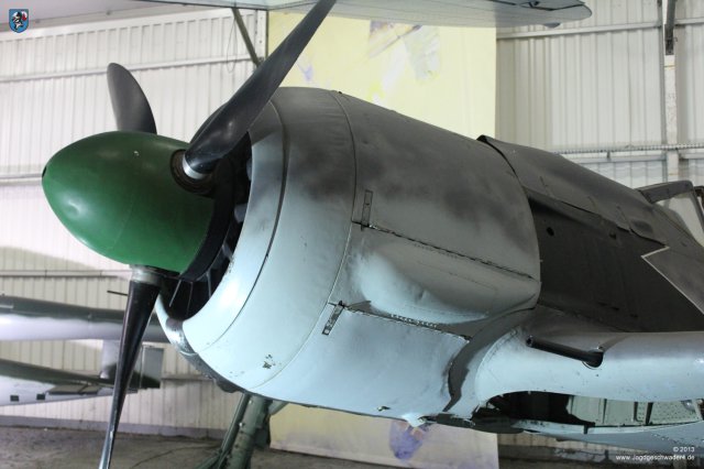 0010_Paris_Le_Bourget_Focke-Wulf_Fw_190_A-8_Motorverkleidung_links