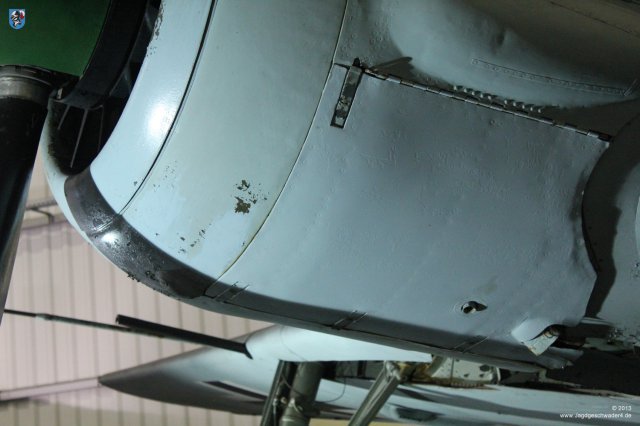 0013_Paris_Le_Bourget_Focke-Wulf_Fw_190_A-8_Motorverkleidung_links_unten